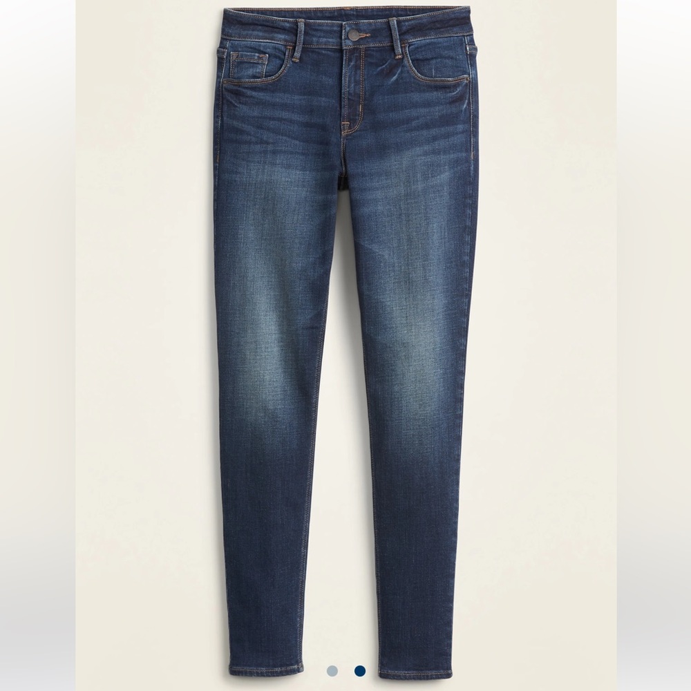 NWT Mid-Rise Rockstar Super-Skinny Jeans